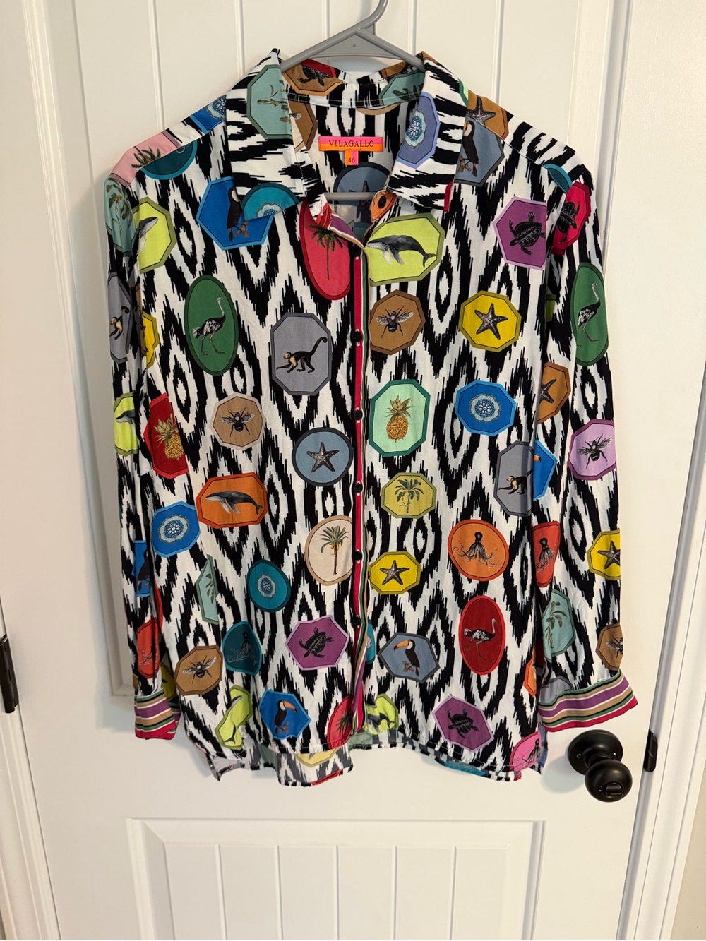 Women’s Vilagallo European Animal Medallion Blouse
